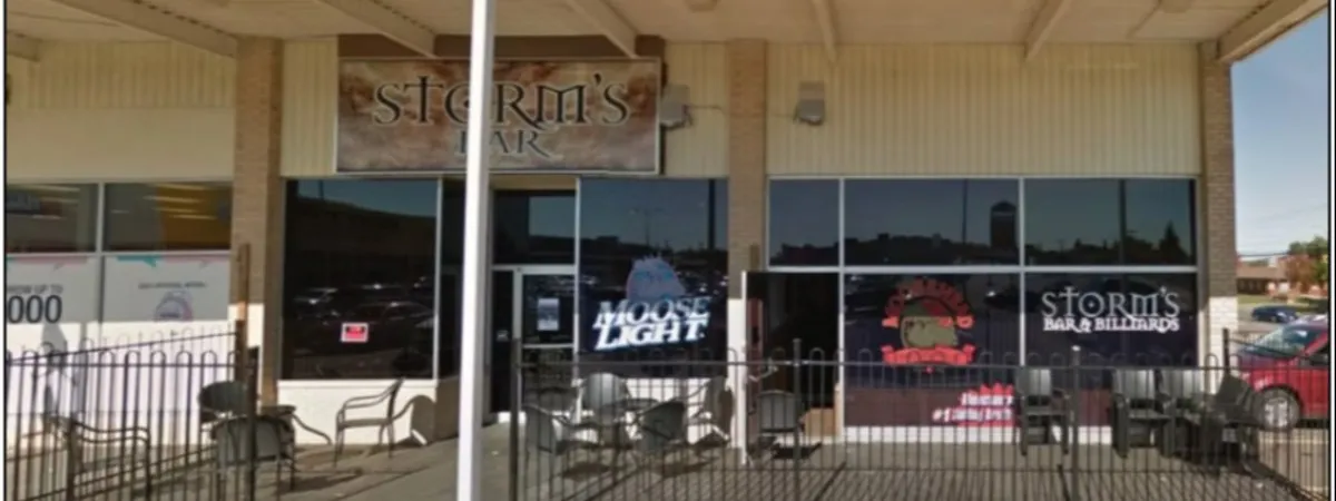 Storm's Bar | Live Music Venue